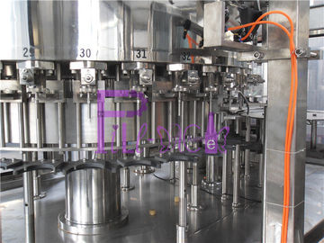 3 in 1 Sodawasser karbonisierte Füllmaschine-Getränkeabfüllende Ausrüstung 2000-12000BPH