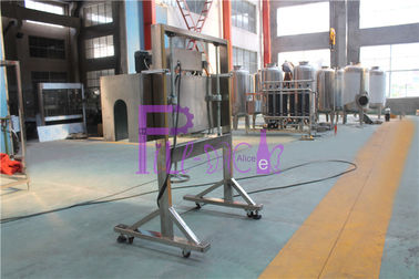 Etikettiermaschine der Flaschen-3000BPH heiße Wind-Funktion einfache justierbare Höhe