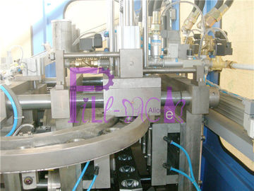 4 Hohlraum-Mineralwasser-Blasformen-Maschine, Plastikausdehnungs-Formteil-Maschine