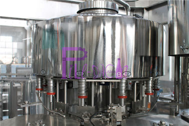 flüssige Füllmaschine 3 der Flaschen-8000BPH in 1 ausspülender füllender mit einer Kappe bedeckender Maschine