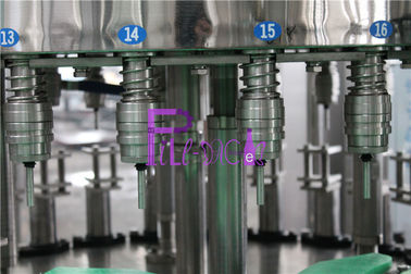 Warmeinfüllen orange Juice Machine For Glass Jars 0.4Mpa 8000BPH mit Torsion weg von den Kappen