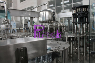 Warmeinfüllen orange Juice Machine For Glass Jars 0.4Mpa 8000BPH mit Torsion weg von den Kappen