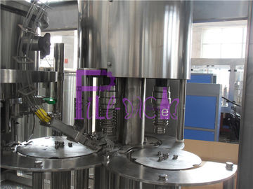 Plc-Steuerung 3 in 1 kohlensäurehaltiger Getränk-Füllmaschine für HAUSTIER Flaschen