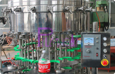 Edelstahl kohlensäurehaltige Getränk-Füllmaschine, CSD füllen automatische mit einer Kappe bedeckende Maschine ab