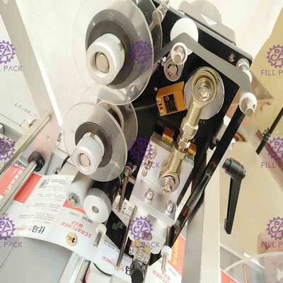 Klebender runde Flaschen-Etikettiermaschine-halb automatischer Flaschen-Etikettierer