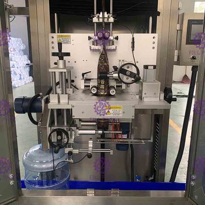 Einzelner Haupthals-Kennzeichnungsgallonen-Etikettierer-Maschine volle Automatisierung 300BPM