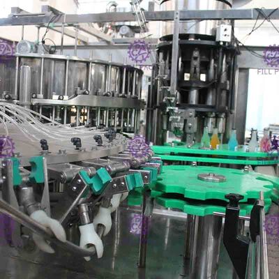 3 in 1 Monobloc Glasflaschen-gekohlter Getränk-Füllmaschine mit Zug Ring Cap
