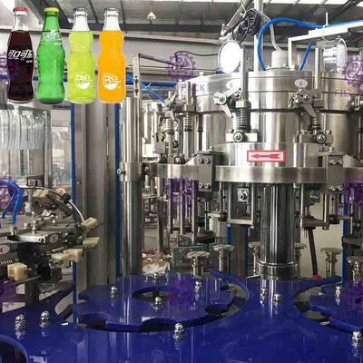 Monoblock 3 in 1 Glasflaschen-gekohlter Getränk-Füllmaschine