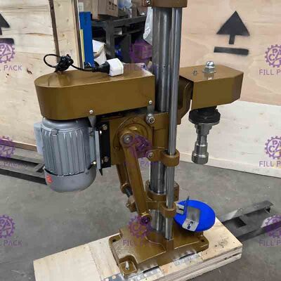Aluminiumkronen-halb automatische mit einer Kappe bedeckende Maschine der schrauben-15BPM