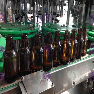 Automatisches Glas abgefüllte Bier-Füllmaschine, ausgeglichener Druck Monoblock-Füller