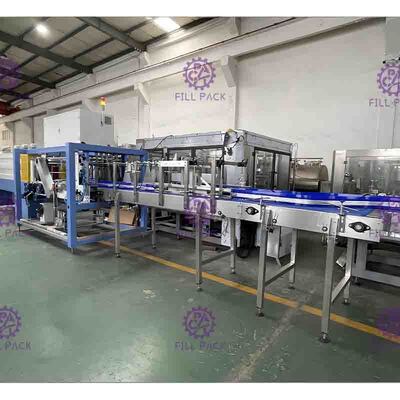 Automatische PLC-Flaschen-Verpackungsmaschine, 380V 50/60 Hz-Karton, der Maschine bildet