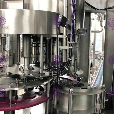 Wasser 2L Monoblock, das füllende mit einer Kappe bedeckende Maschine HAUSTIER Flasche reines trinkendes 0.5Mpa ausspült