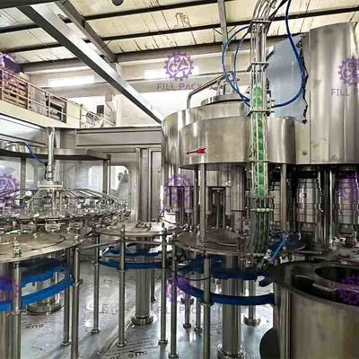 Bedecktes Hygeian-Wasser-Füllmaschine 32 - 32 - 10 Spitzen15000BPH