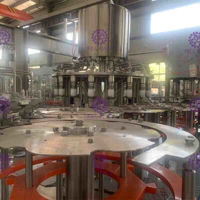 Füllmaschine des Saft-3.5kw für Plastikschraube Capp der flaschen-45mm