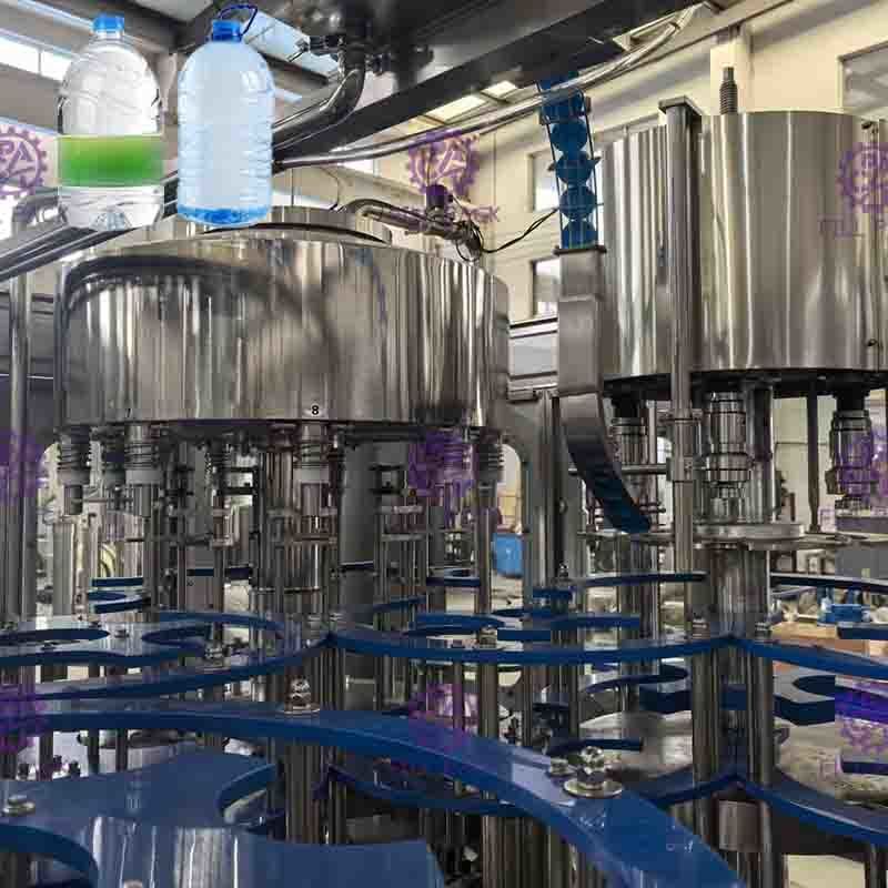 3L / Plastikflasche 2 des Mineralwasser-5L/10L in 1 Reinigungs-füllender mit einer Kappe bedeckender Ausrüstung/Anlage/Maschine/System/Linie