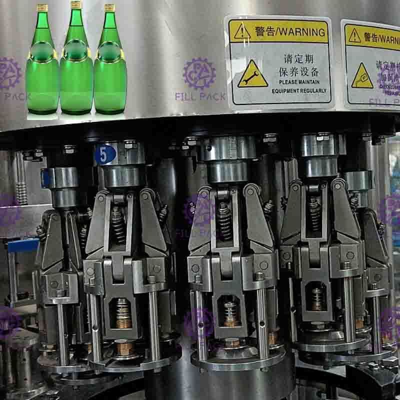 3 in 1 gekohltes Getränk-füllender mit einer Kappe bedeckender Maschinen-Monobloc Glasflasche mit Aluminiumkappe