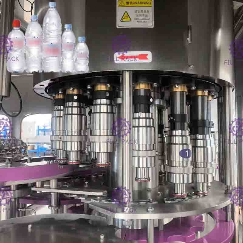 Reines trinkendes HAUSTIER Flaschen-Wasser 3 in 1 Monoblock-Herstellungs-Ausrüstung/in Anlage/in Maschine/in System/in Linie