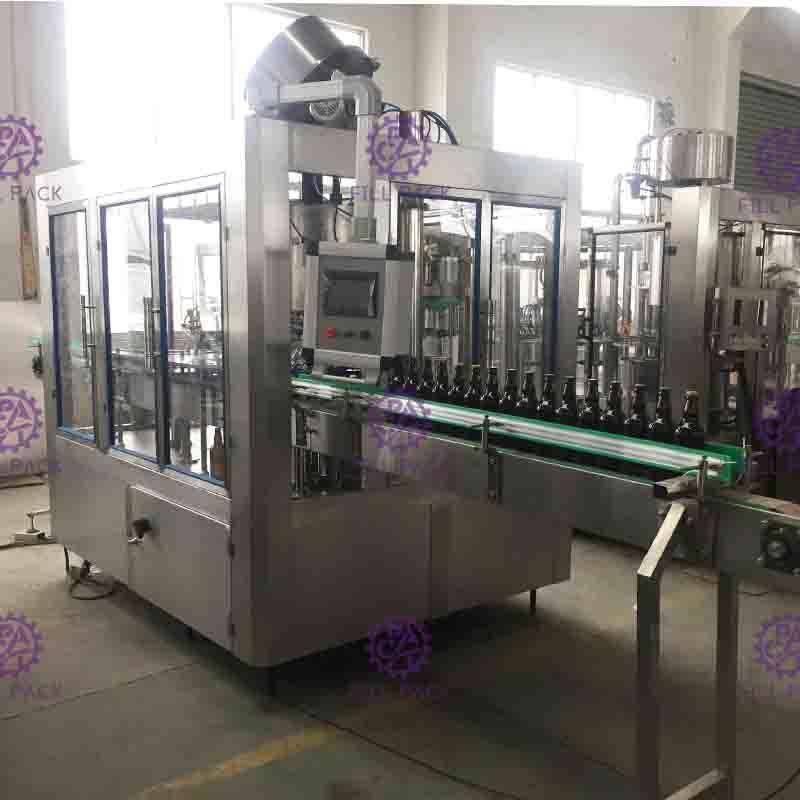 Tafelwasser-Saft-Wein HAUSTIER Plastikglas 3 in 1 Monobloc Flaschen-Füllmaschine/in Ausrüstung/in Linie/in Anlage/in System