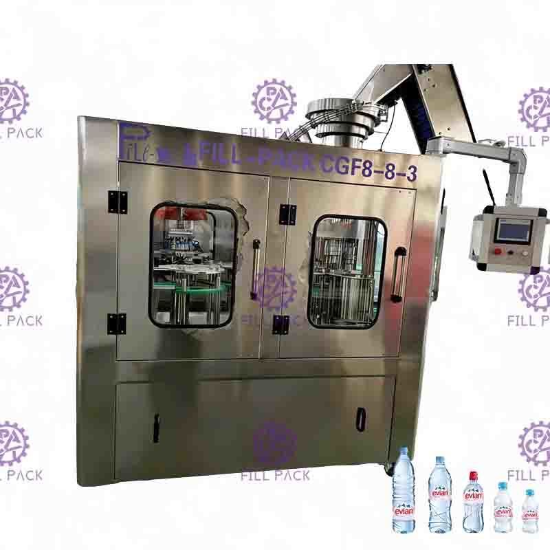 Automatisches HAUSTIER kleine Flaschen-Wasser-füllende Ausrüstung 3 in 1/Monoblock Aspetic 2000ml