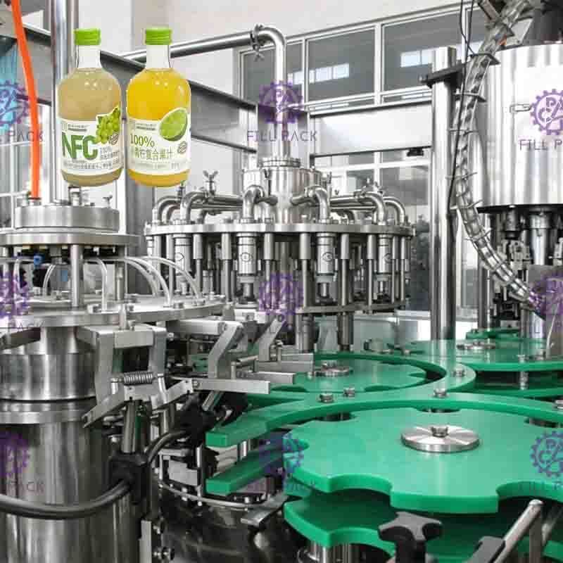 Kontakt SUS316 zerteilt Juice Filling Machine, der für das unterschiedliche Größenflaschenändern passend ist